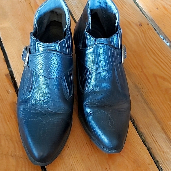Ladies western bootie - Picture 1 of 3